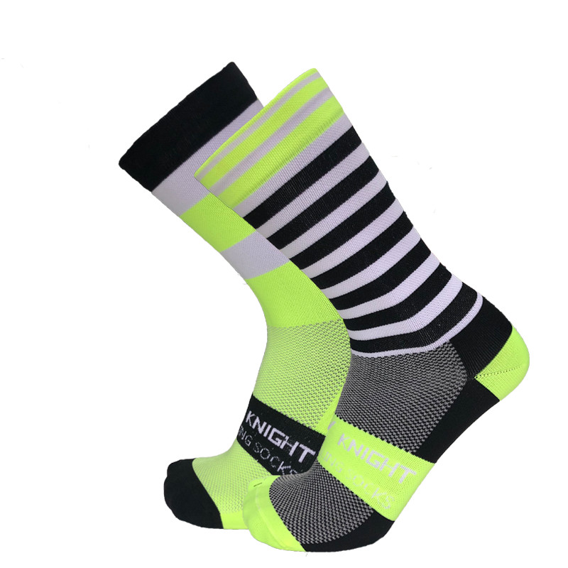 Nieuwe Streep Dot Fietssokken  - Sock Garter Men recensie en prijs